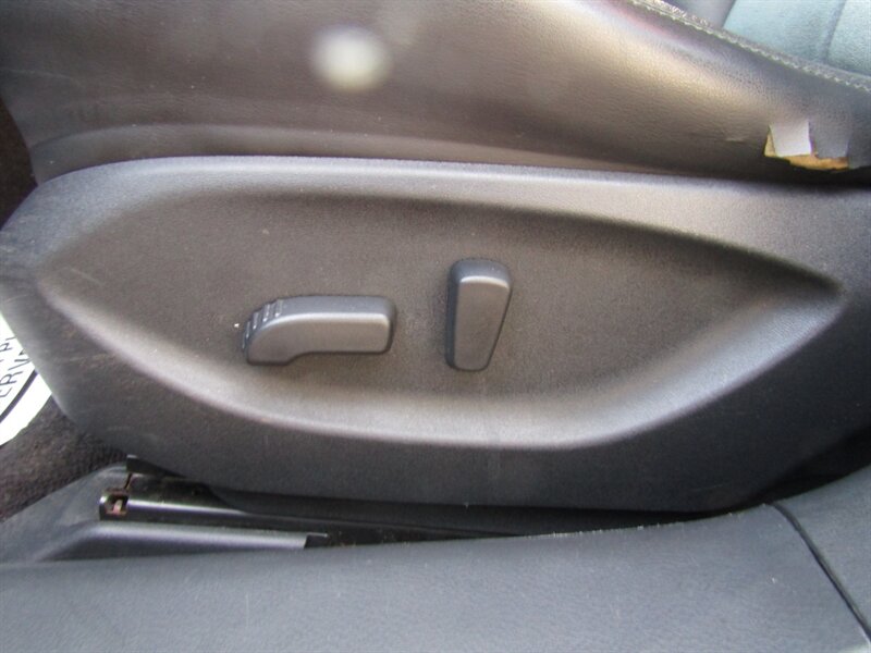 2015 INFINITI Q50 - Photo 16 - Haddon Twp, NJ 08107