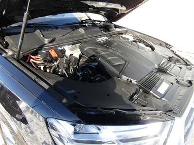 2017 Audi Q7 AWD,NAV,DR.ASST PKG,TECH PKG,RVC,SILVER CERTIFIED   - Photo 42 - Haddon Twp, NJ 08107