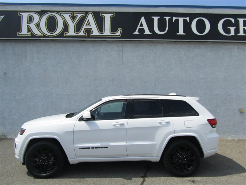 2020 Jeep Grand Cherokee Altitude - Photo 4 - Haddon Twp, NJ 08107