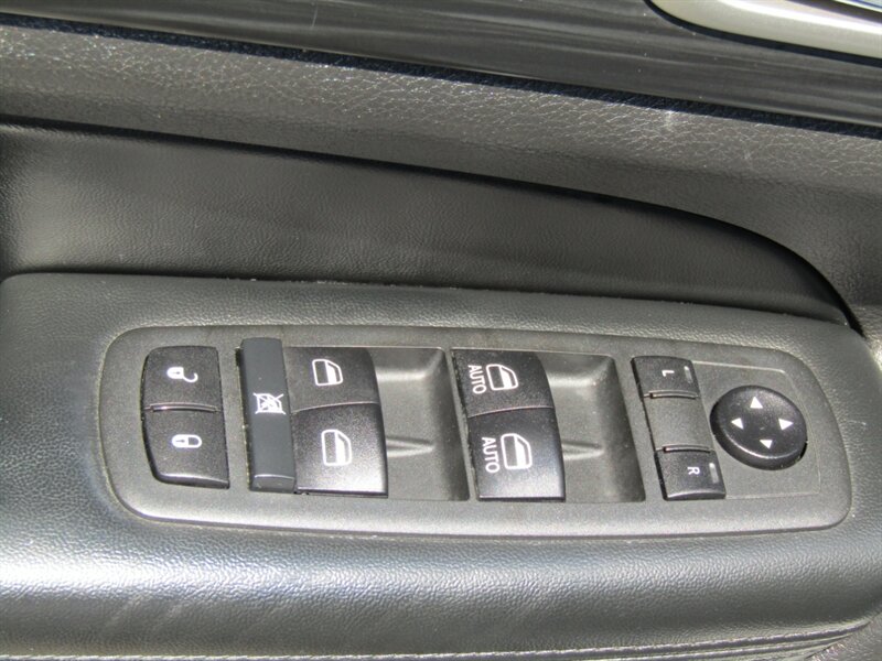 2020 Jeep Grand Cherokee Altitude - Photo 11 - Haddon Twp, NJ 08107