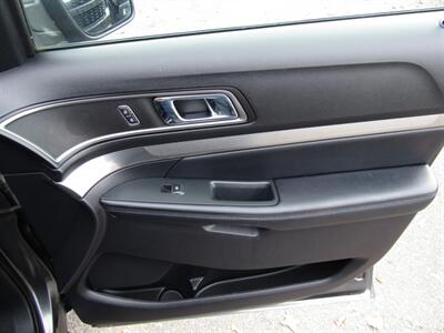 2019 Ford Explorer XLT,4X4,CONV PKG,RVC,SILVER CERTIFIED   - Photo 30 - Haddon Twp, NJ 08107