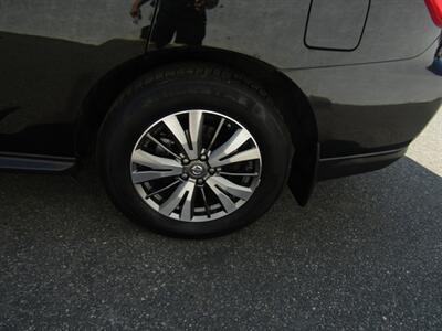 2018 Nissan Pathfinder SL   - Photo 15 - Haddon Twp, NJ 08107