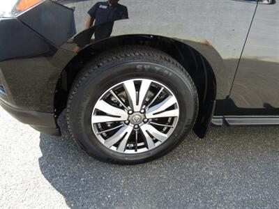 2018 Nissan Pathfinder SL   - Photo 14 - Haddon Twp, NJ 08107