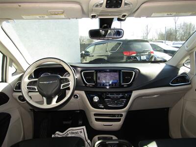 2020 Chrysler Pacifica LIMITED,NAV,PANO,TECH PKG,SILVER CERTIFIED   - Photo 33 - Haddon Twp, NJ 08107