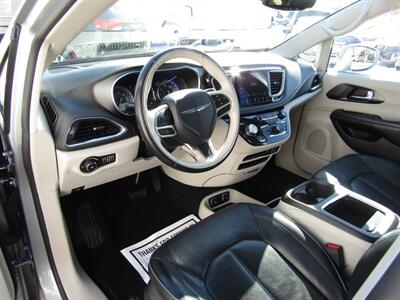 2020 Chrysler Pacifica LIMITED,NAV,PANO,TECH PKG,SILVER CERTIFIED   - Photo 13 - Haddon Twp, NJ 08107