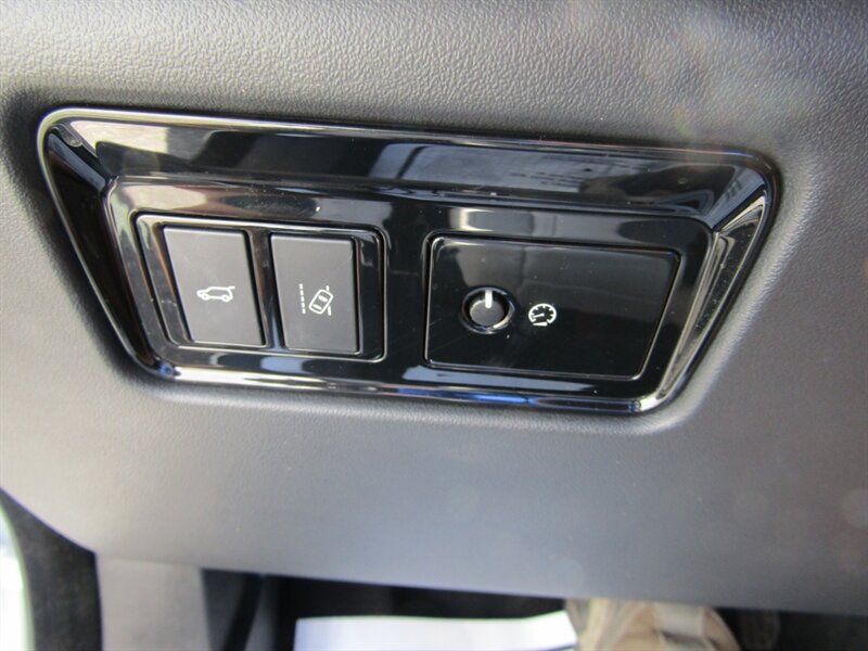 2018 Jaguar F-PACE AWD,NAV,PRESTIGE PKG,COMFORT PKG,SILVER CERTIFIED - Photo 54 - Haddon Twp, NJ 08107