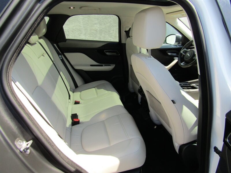 2018 Jaguar F-PACE AWD,NAV,PRESTIGE PKG,COMFORT PKG,SILVER CERTIFIED - Photo 47 - Haddon Twp, NJ 08107