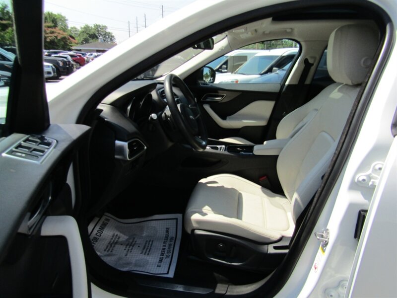 2018 Jaguar F-PACE AWD,NAV,PRESTIGE PKG,COMFORT PKG,SILVER CERTIFIED - Photo 32 - Haddon Twp, NJ 08107