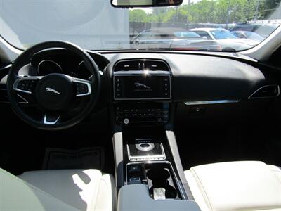 2018 Jaguar F-PACE AWD,NAV,PRESTIGE PKG,COMFORT PKG,SILVER CERTIFIED   - Photo 44 - Haddon Twp, NJ 08107