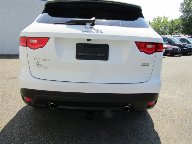 2018 Jaguar F-PACE AWD,NAV,PRESTIGE PKG,COMFORT PKG,SILVER CERTIFIED - Photo 26 - Haddon Twp, NJ 08107