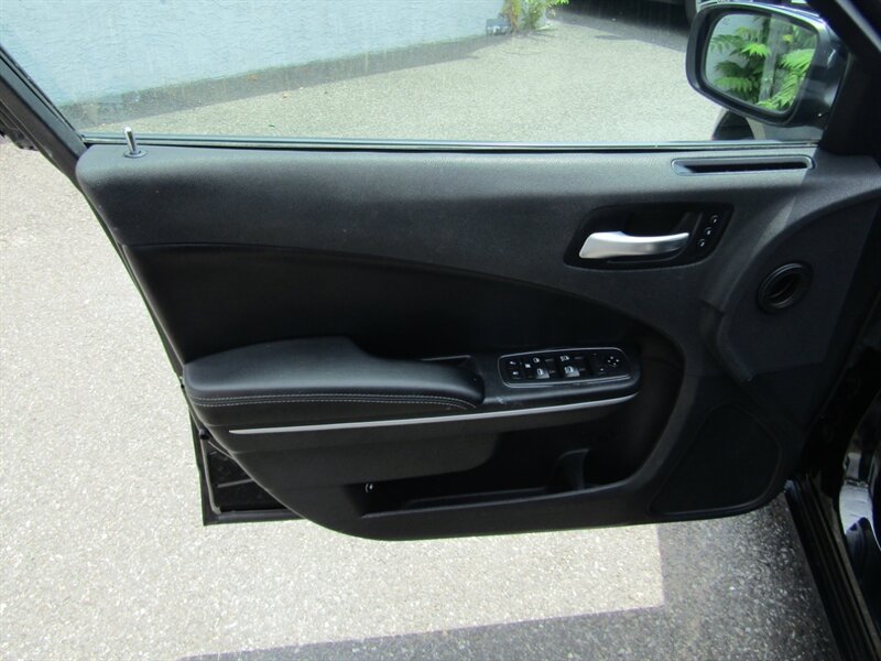 2019 Dodge Charger SXT PLUS,COMFORT PKG,RVC,SILVER CERTIFIED - Photo 30 - Haddon Twp, NJ 08107