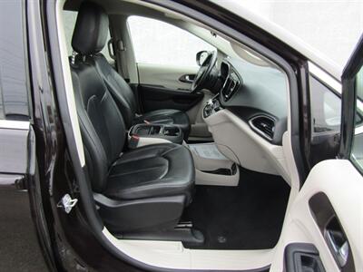 2017 Chrysler Pacifica Touring Plus - Photo 17 - Haddon Twp, NJ 08107
