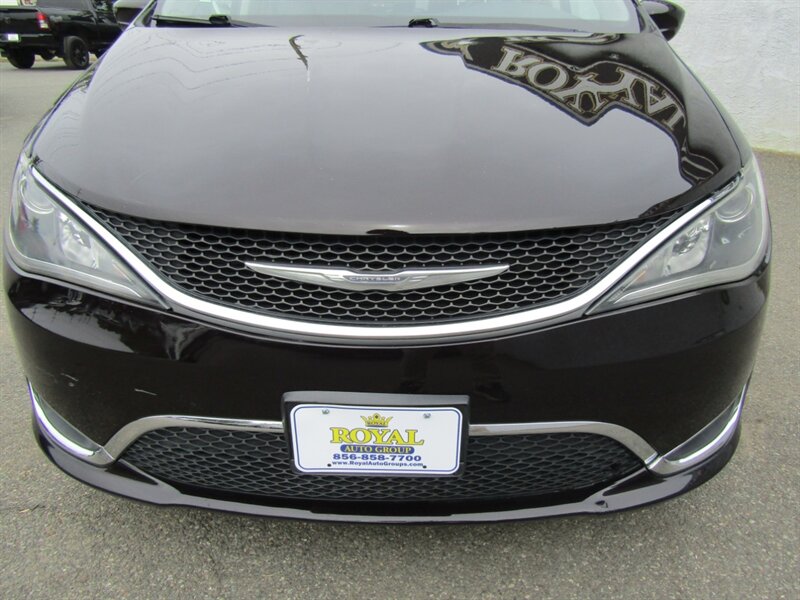 2017 Chrysler Pacifica Touring Plus - Photo 6 - Haddon Twp, NJ 08107