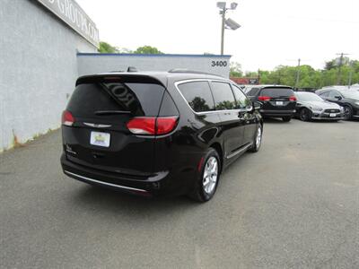2017 Chrysler Pacifica Touring Plus - Photo 11 - Haddon Twp, NJ 08107