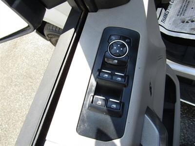 2015 Ford F-150 XLT   - Photo 11 - Haddon Twp, NJ 08107