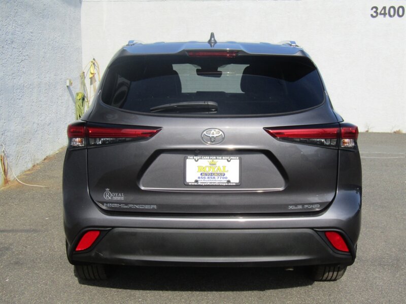2021 Toyota Highlander XLE,NAV,DR ASST.PAG,TECH PKG,HUD,SILVER CERTIFIED - Photo 7 - Haddon Twp, NJ 08107