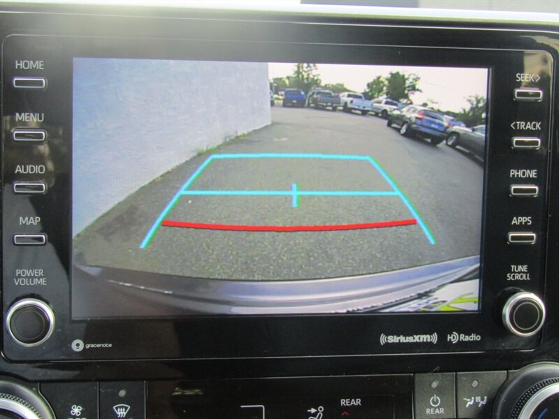 2021 Toyota Highlander XLE,NAV,DR ASST.PAG,TECH PKG,HUD,SILVER CERTIFIED - Photo 32 - Haddon Twp, NJ 08107
