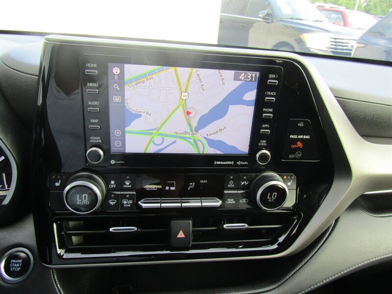 2021 Toyota Highlander XLE,NAV,DR ASST.PAG,TECH PKG,HUD,SILVER CERTIFIED - Photo 29 - Haddon Twp, NJ 08107