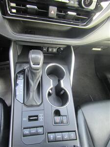 2021 Toyota Highlander XLE,NAV,DR ASST.PAG,TECH PKG,HUD,SILVER CERTIFIED - Photo 33 - Haddon Twp, NJ 08107