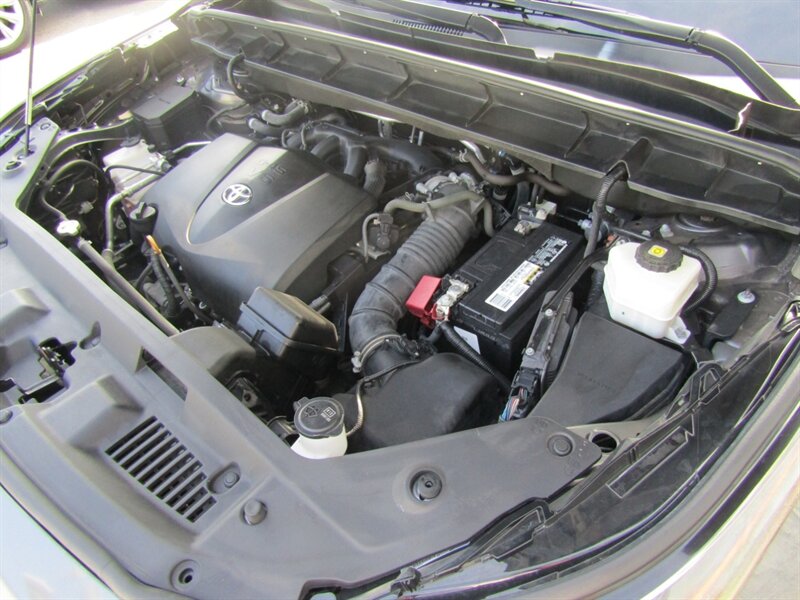 2021 Toyota Highlander XLE,NAV,DR ASST.PAG,TECH PKG,HUD,SILVER CERTIFIED - Photo 41 - Haddon Twp, NJ 08107