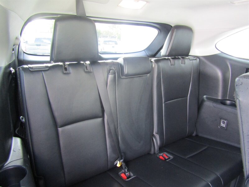 2021 Toyota Highlander XLE,NAV,DR ASST.PAG,TECH PKG,HUD,SILVER CERTIFIED - Photo 17 - Haddon Twp, NJ 08107