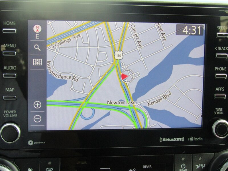 2021 Toyota Highlander XLE,NAV,DR ASST.PAG,TECH PKG,HUD,SILVER CERTIFIED - Photo 31 - Haddon Twp, NJ 08107