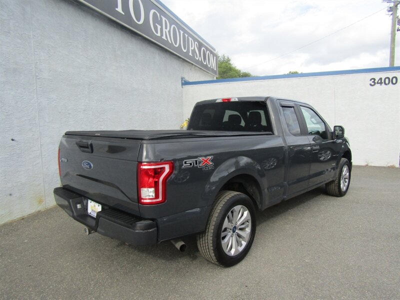 2017 Ford F-150 Lariat - Photo 8 - Haddon Twp, NJ 08107