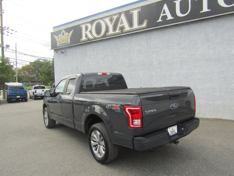 2017 Ford F-150 Lariat - Photo 6 - Haddon Twp, NJ 08107