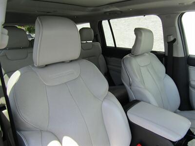 2022 Jeep Grand Cherokee L 4X4,OVERLAND,LUX TECH PKG,PANO,SILVER CERTIFIED - Photo 22 - Haddon Twp, NJ 08107