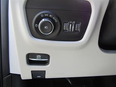2022 Jeep Grand Cherokee L 4X4,OVERLAND,LUX TECH PKG,PANO,SILVER CERTIFIED - Photo 27 - Haddon Twp, NJ 08107