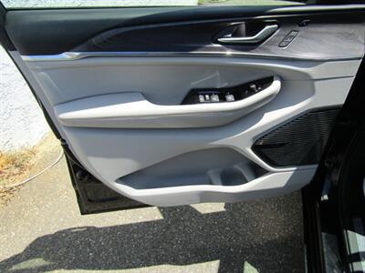 2022 Jeep Grand Cherokee L 4X4,OVERLAND,LUX TECH PKG,PANO,SILVER CERTIFIED - Photo 11 - Haddon Twp, NJ 08107