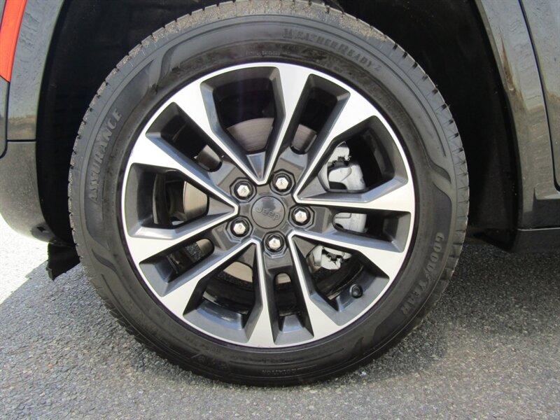 2022 Jeep Grand Cherokee L 4X4,OVERLAND,LUX TECH PKG,PANO,SILVER CERTIFIED - Photo 40 - Haddon Twp, NJ 08107