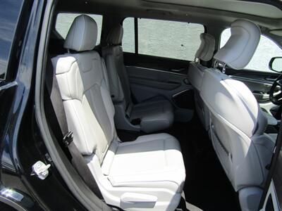 2022 Jeep Grand Cherokee L 4X4,OVERLAND,LUX TECH PKG,PANO,SILVER CERTIFIED - Photo 21 - Haddon Twp, NJ 08107