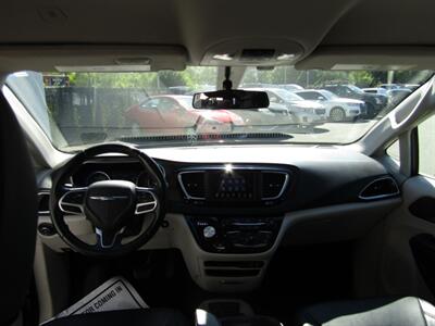 2018 Chrysler Pacifica Touring L   - Photo 69 - Haddon Twp, NJ 08107