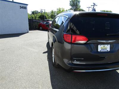 2018 Chrysler Pacifica Touring L   - Photo 27 - Haddon Twp, NJ 08107
