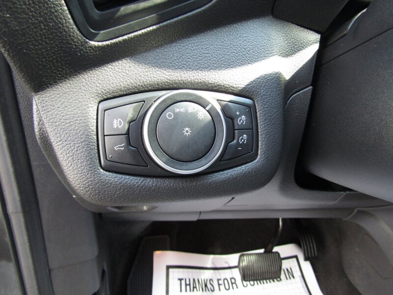 2017 Ford Escape SE photo 32