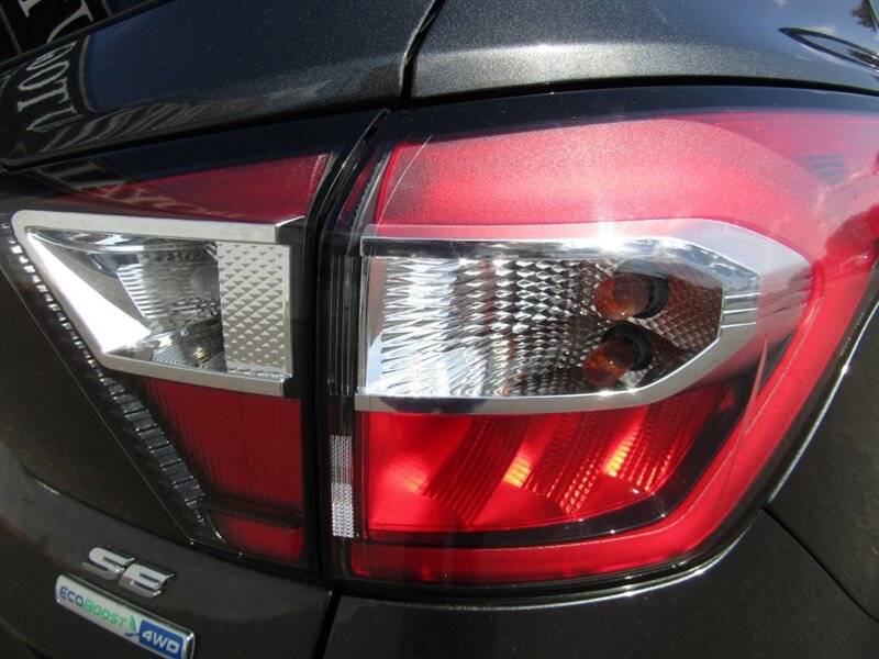 2017 Ford Escape SE photo 17
