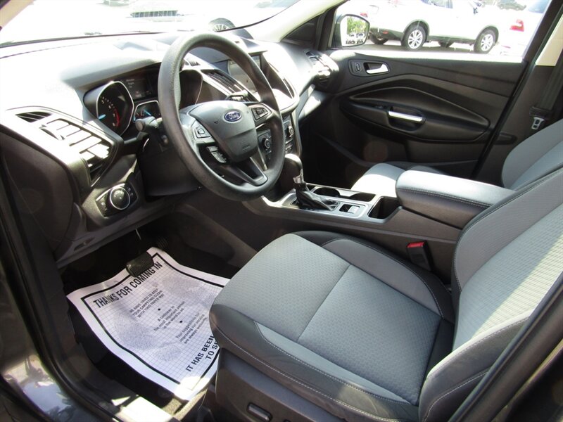 2017 Ford Escape SE photo 20