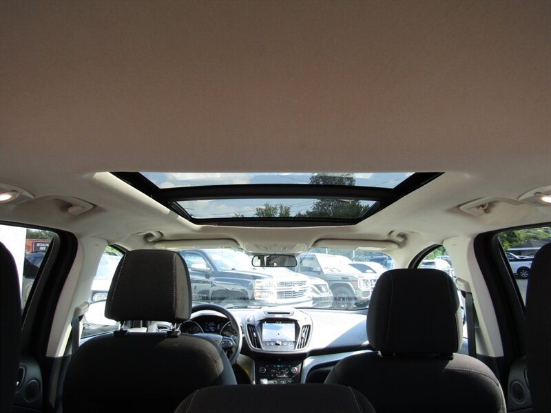 2017 Ford Escape SE photo 27