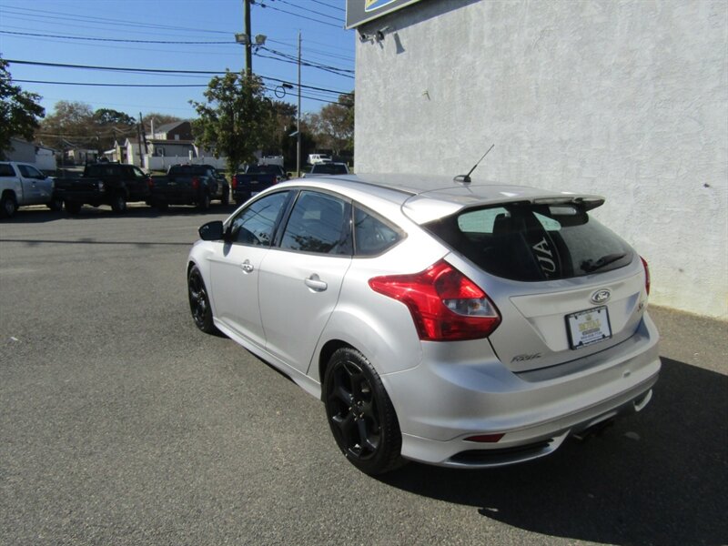 2014 Ford Focus ST - Photo 7 - Haddon Twp, NJ 08107