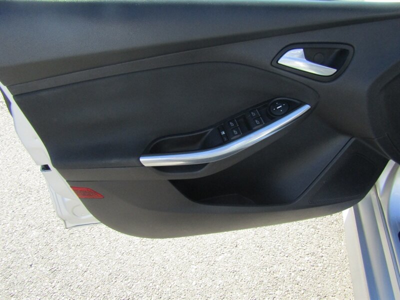 2014 Ford Focus ST - Photo 10 - Haddon Twp, NJ 08107