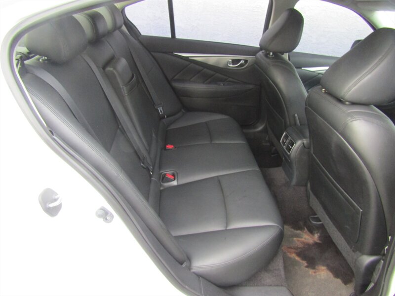 2014 INFINITI Q50 Premium - Photo 15 - Haddon Twp, NJ 08107