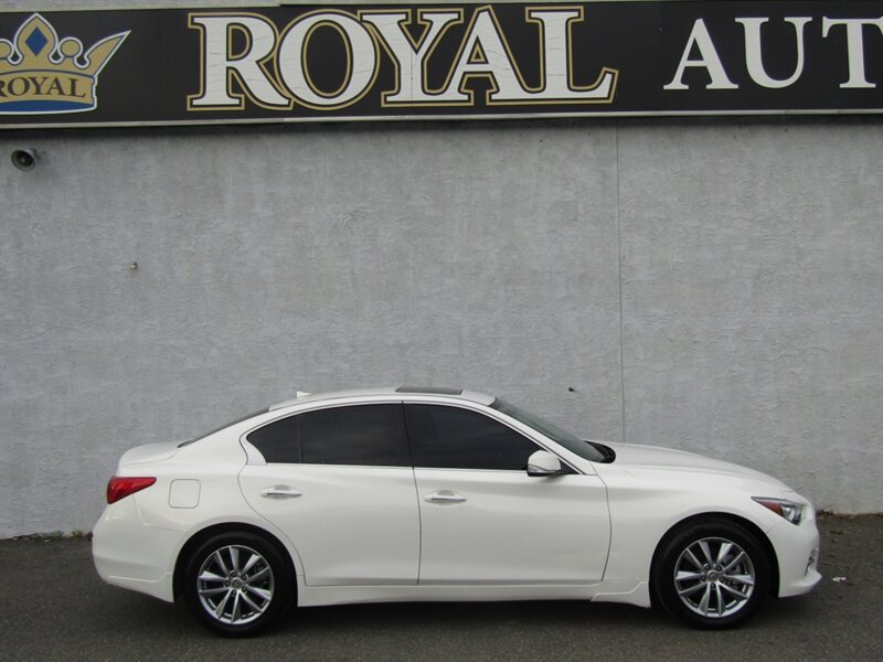 2014 INFINITI Q50 Premium - Photo 2 - Haddon Twp, NJ 08107