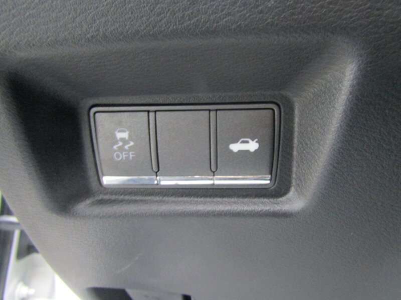 2014 INFINITI Q50 Premium - Photo 21 - Haddon Twp, NJ 08107