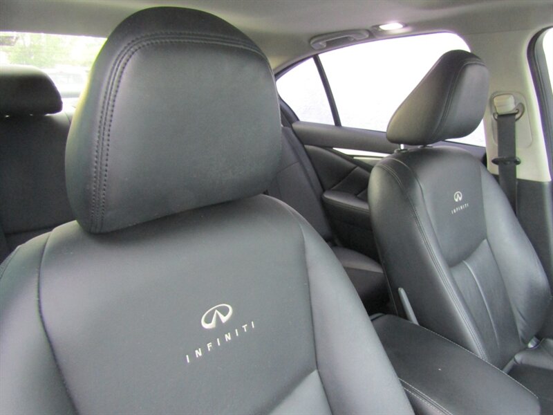 2014 INFINITI Q50 Premium - Photo 16 - Haddon Twp, NJ 08107