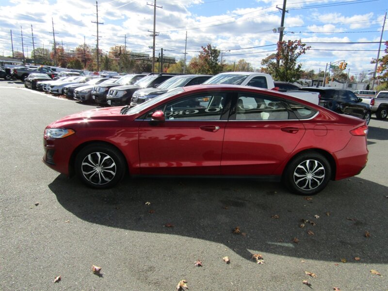 2020 Ford Fusion S - Photo 4 - Haddon Twp, NJ 08107
