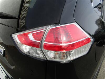 2015 Nissan Rogue SV,AWD,CONV PKG,RVC,PWR PKG,SILVER CERTIFIED   - Photo 12 - Haddon Twp, NJ 08107