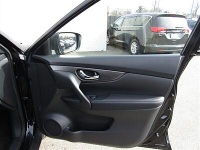 2015 Nissan Rogue SV,AWD,CONV PKG,RVC,PWR PKG,SILVER CERTIFIED   - Photo 23 - Haddon Twp, NJ 08107