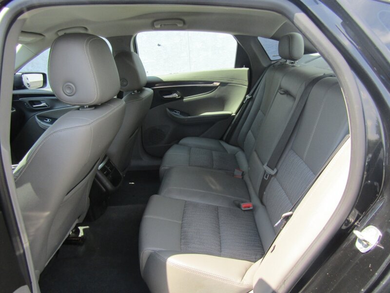 2019 Chevrolet Impala LT,CONV PKG,RVC,SILVER CERTIFIED - Photo 15 - Haddon Twp, NJ 08107
