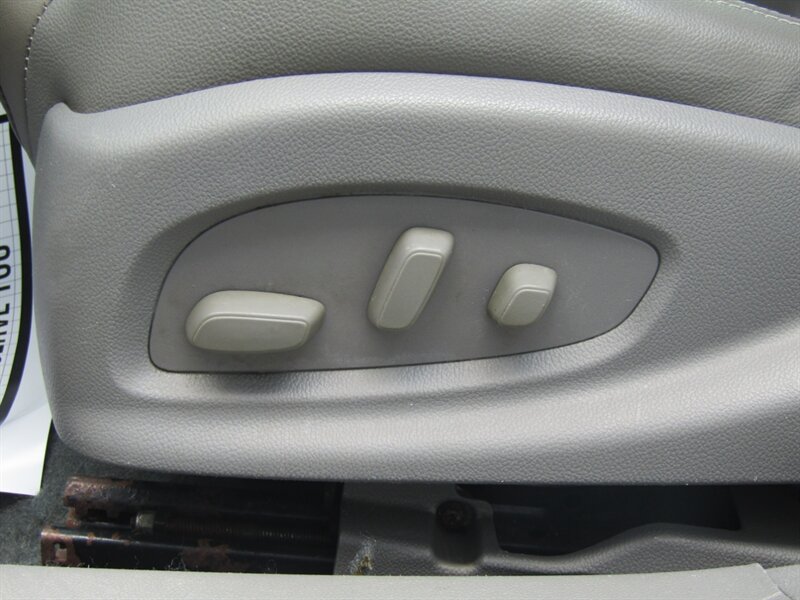2019 Chevrolet Impala LT,CONV PKG,RVC,SILVER CERTIFIED - Photo 12 - Haddon Twp, NJ 08107